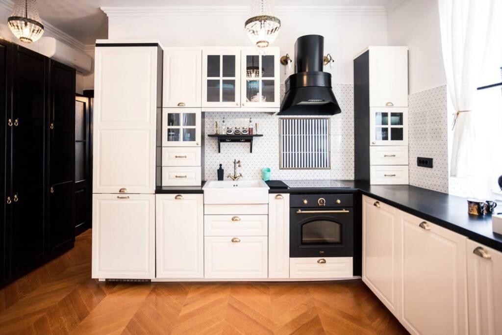 Luxurious Apartment Bella Lux In City Center With Free Parking Included! Split Exterior foto